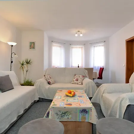 Apartment Marin 1807 *