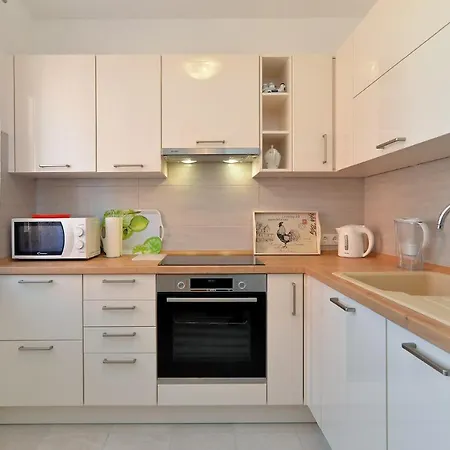Apartment Marin 1807 * プーラ