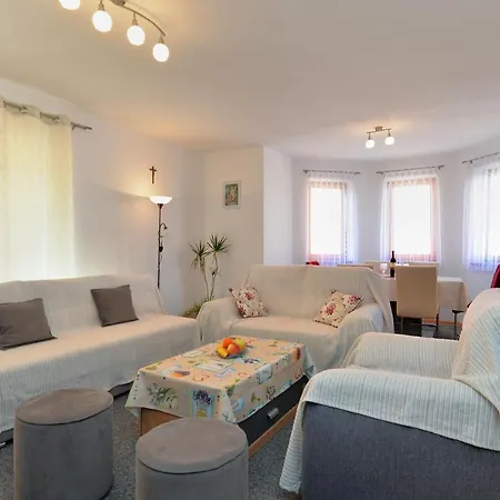 Apartment Marin 1807 * プーラ
